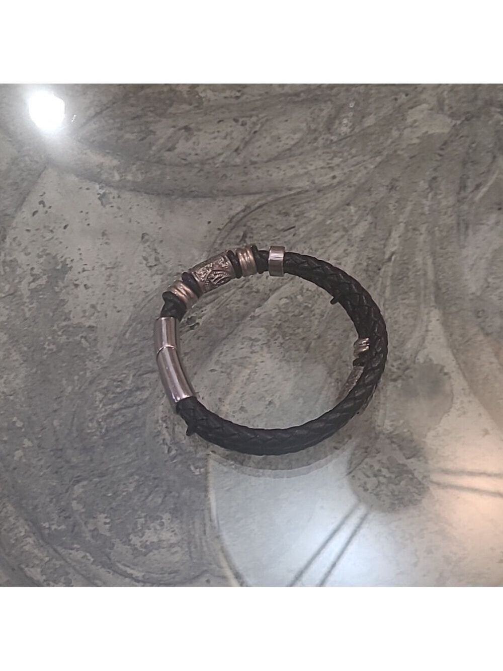 LEATHER AND STAINLESS STEEL MENS BRACELET